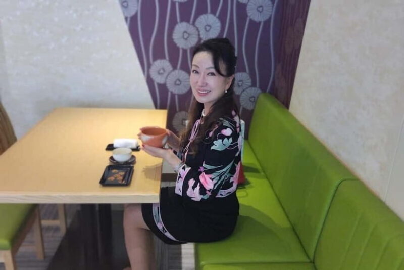 Tea ceremony experience in Japanese-style room 60min - Practical Tips for Attending