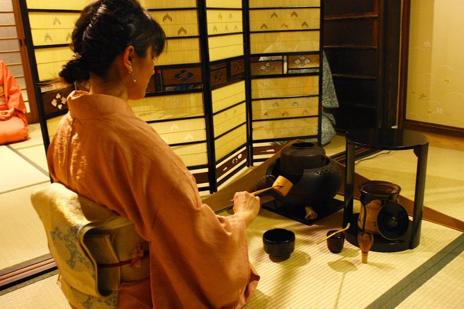 Tea Ceremony Experience in Traditional Kyoto Townhouse - Traditional Townhouse Setting