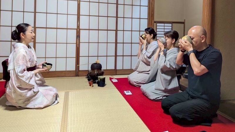 Tea Ceremony Tokyo Cha An in Shibuya - Your turn with the whisk and tea bowl