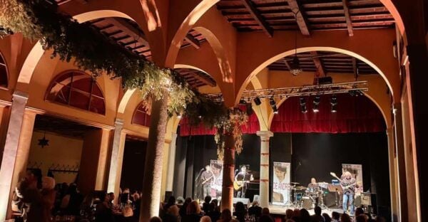 Teatro Del Sale Circus-Lo Live: Dinner & Show - Frequently Asked Questions