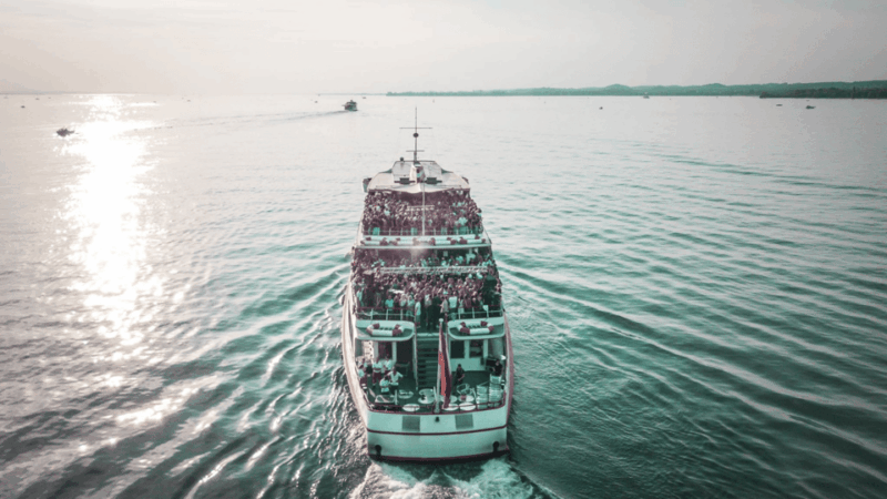 Techno Boat Zürich W/ Kollektiv Turmstrasse - Booking Information