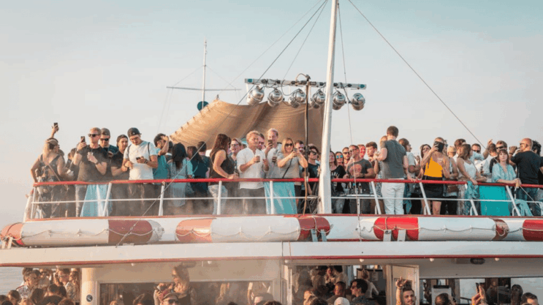 Techno Boat Zürich W/ Kollektiv Turmstrasse - Afterparty Announcements
