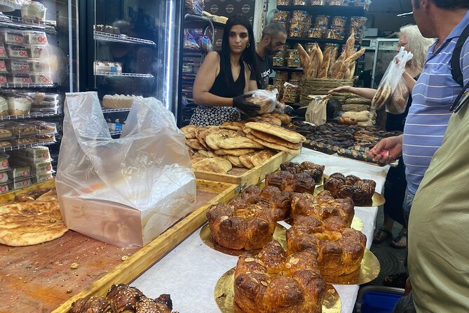 Tel Aviv Israeli Food Market Culture and Spice Demonstration - Spice Demonstration