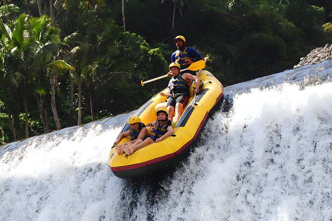 Telaga Waja White Water Rafting and Uluwatu Sunset Tour - Tour Itinerary