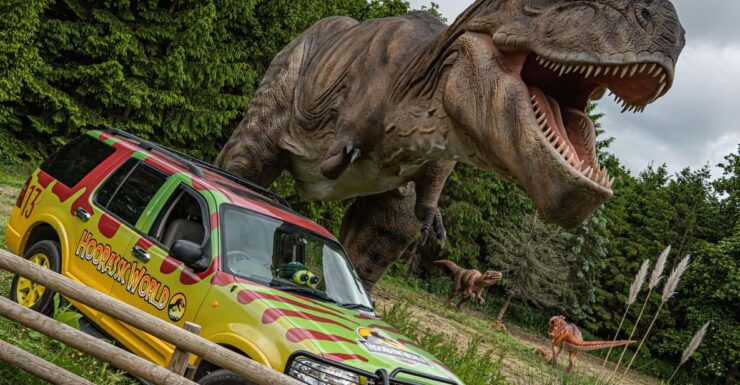 TELFORD: Hoo Zoo and Dinosaur World Entry Ticket - Good To Know