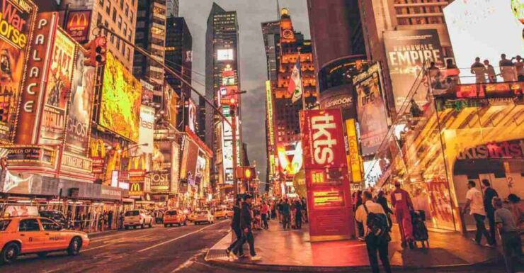 TellBetter's Broadway: A Self-Guided Audio Tour - Experience Highlights