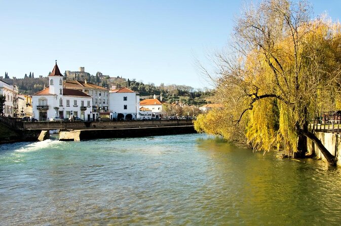 Templar River: Tomar and Almourol Private Tour - Historical Sites