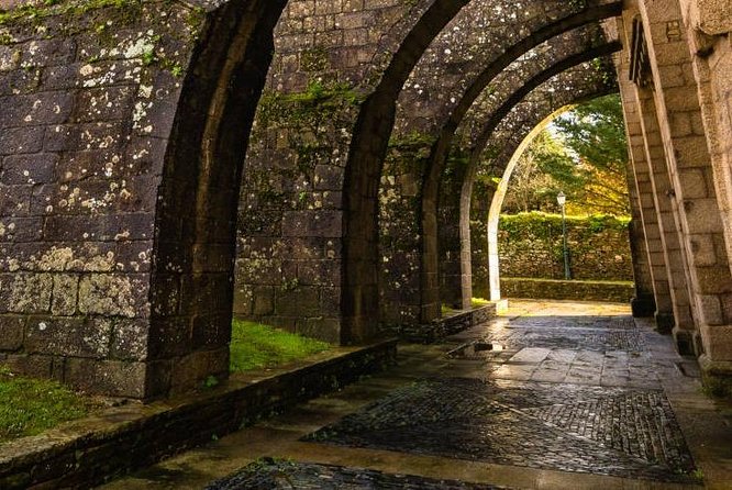 Templar Tour in Santiago De Compostela - Background