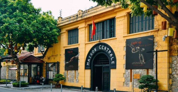 Temple of Literature-Hoa Lo Prision-Tam Coc Boat- Mua Cave - Activity Details