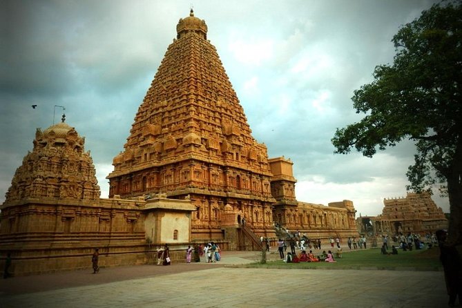Temple Walk Tour Varanasi - What to Bring