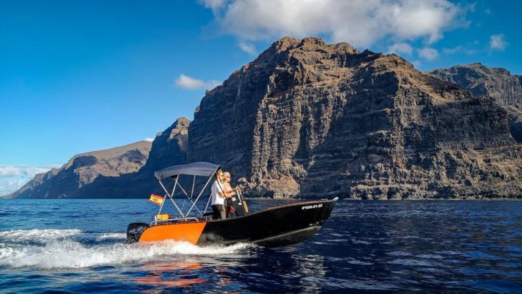 Tenerife: Discover Los Gigantes While Navigating a Boat - Navigational Freedoms and Safety