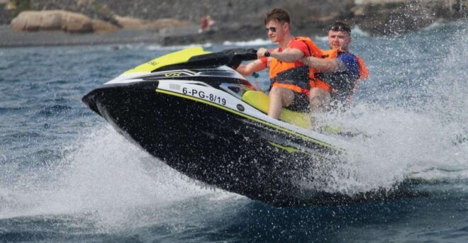 Tenerife: Jet Ski Guided Tour Discovery the Coastline - Participants and Date Selection
