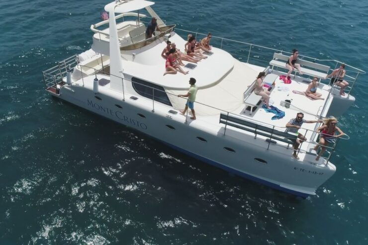 Tenerife: Marine-Life Tour With Transfer, Buffet and Drinks - Experience