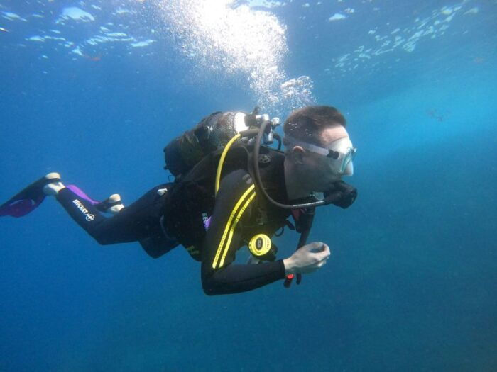Tenerife: Puerto Colon Discover Scuba Diving Trip - Safety Considerations