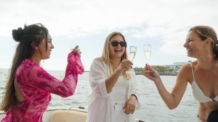 Tenerife: Shared Yacht Cruise With Champagne and Tapas - Enjoy the Personalized Yacht Experience