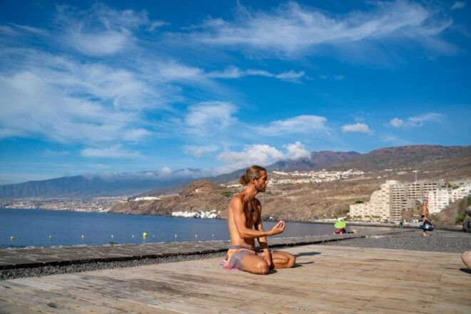 Tenerife : Snorkeling Underwater With Freediving Instructor - Group Size and Cancellation Policy
