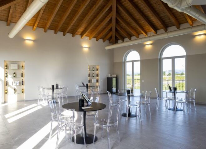 Tenuta San Lorenzo: Classic Wine Tasting and Winery Tour - Booking and Location