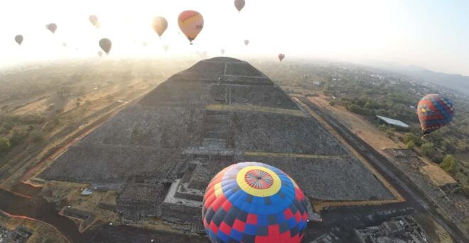 TEOTIHUACAN BALLOON FLIGHT, BREAKFAST IN CAVE AND PICK UP - Highlights