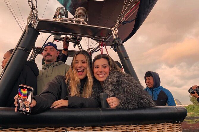 Teotihuacan Balloon Flight Transportation and Breakfast in a Natural Cave - The Pyramids and the Balloon Flight