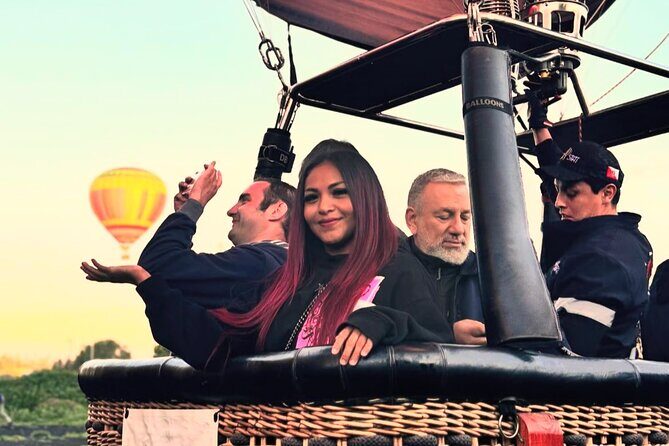 Teotihuacan balloon flight with cave breakfast + pyramids - Good To Know