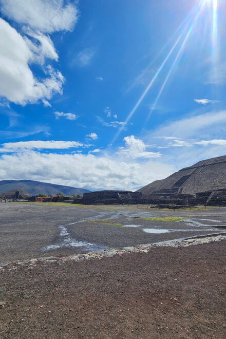 Teotihuacan Easy Trip Experience With Entrances Included - Highlights
