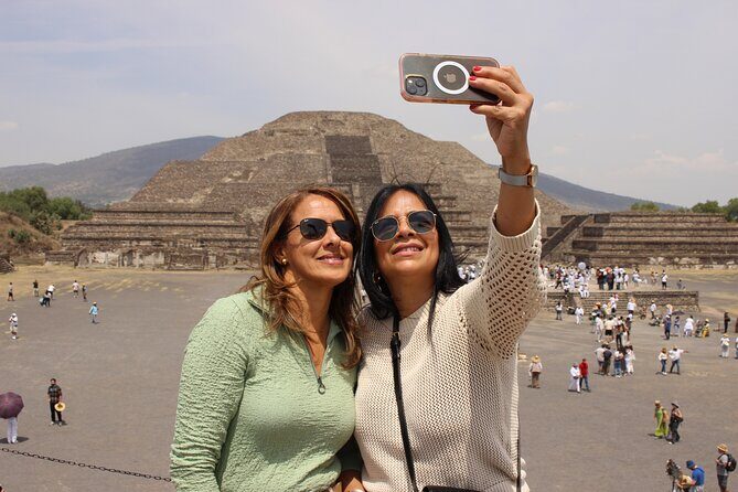 Teotihuacan guided tour, cave breakfast with CDMX transportation - Who Will Love This Tour?