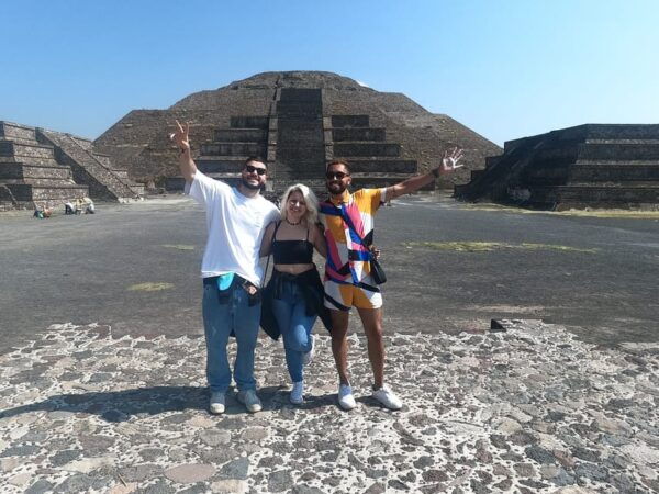 Teotihuacan: Hot Air Balloon & Full Teotihuacan - Meeting Point and Pickup