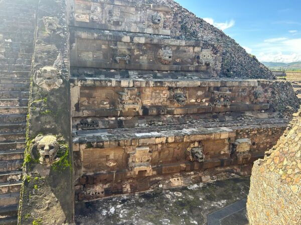 Teotihuacan Pyramids Complete Without Shops or Restaurants - Booking and Cancellation Policy