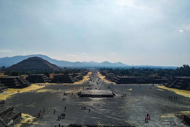 Teotihuacan Pyramids Experience for Small Groups - Overview of Teotihuacan Pyramids