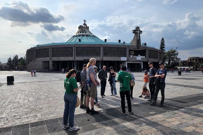 Teotihuacan Pyramids Experience for Small Groups - Expert Guide Insights