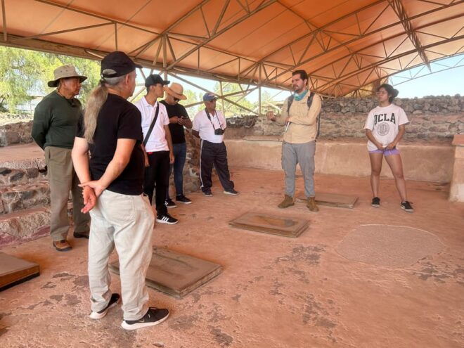 Teotihuacan Pyramids Expressed Without Tourist Traps. - Recommended Attire and Supplies