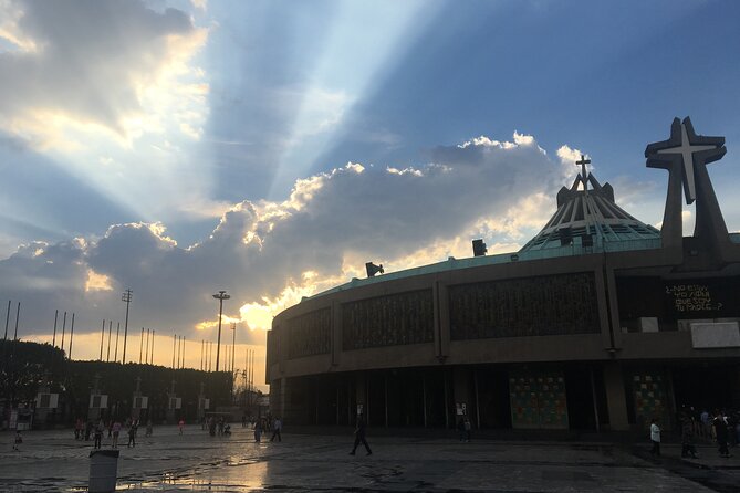 Teotihuacan Pyramids, Guadalupe, Tlatelolco: Private Day Tour - Mexico City - Reviews