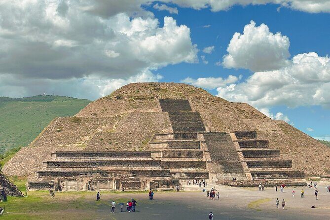 Teotihuacán Pyramids Private Tour From Mexico City - Exploring the Teotihuacán Pyramids Private Tour From Mexico City
