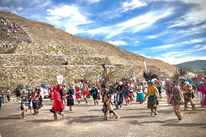 Teotihuacan Pyramids Small-Group Day Tour From Mexico City - Meeting and Pickup Details