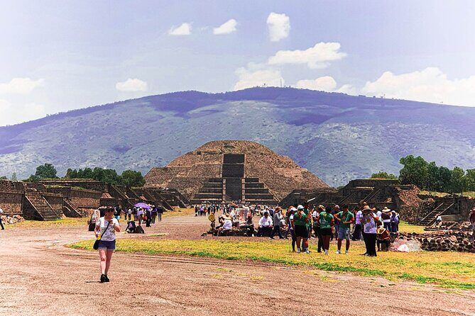 Teotihuacán Pyramids Tour, Guadalupe Sanctuary and 3 cultures - Good To Know