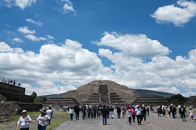 Teotihuacán Tour: Local Guide and Liquor Tasting - Tour Highlights