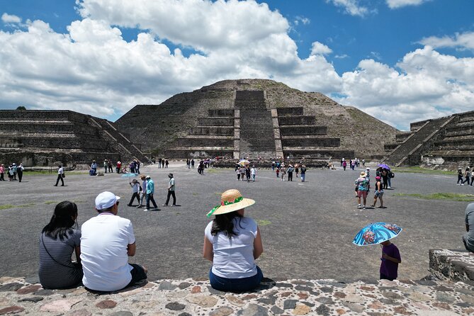 Teotihuacán Tour: Local Guide and Liquor Tasting - Expert Local Guides
