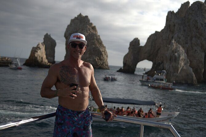 Tequila Boat Tours with Live Entertainment in Cabo - The Sum Up
