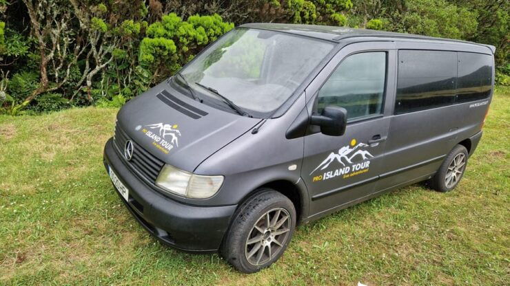 Terceira Island: Full Day Van Tour With Traditional Lunch - Good To Know