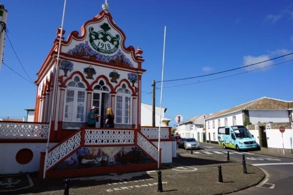 Terceira Island : Island Highlights Day Tour With Lunch - Inclusions for a Seamless Experience