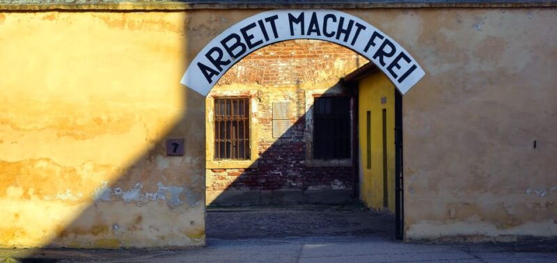 Terezin: Guided Tour of the Concentration Camp and Museum - Terezin: Guided Tour of the Concentration Camp and Museum