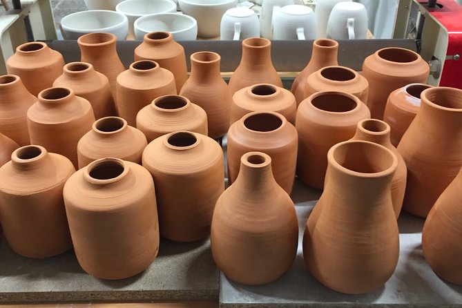 Terra I Pell Ceramics - Pottery-Making Experience