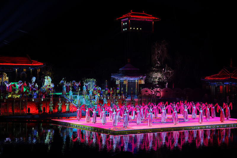 Terracotta Warriors + Huaqing Palace + Local Performance 1-Day Tour - Choosing the right evening show