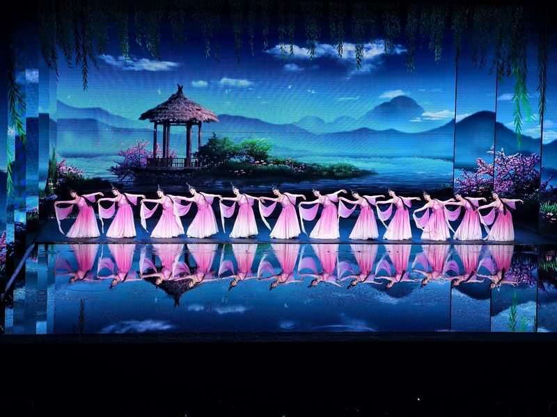 Terracotta Warriors + Huaqing Palace + Local Performance 1-Day Tour - Helpful details before you commit