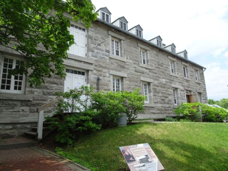 Terrebonne Self-Guided Walking Tour & Scavenger Hunt - Booking and Logistics