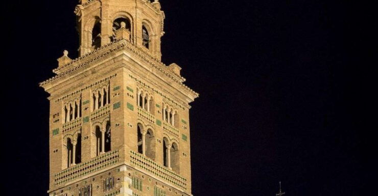 Teruel: Night History and Heritage Tour - Official Local Guides
