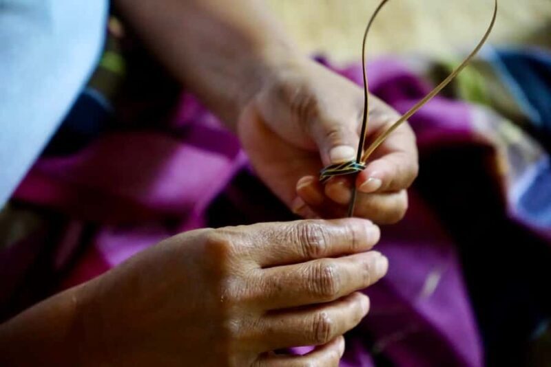 Tetebatu: Sasak Culture & Nature Tour with Weaving & Pottery - Who Should Consider This Tour?