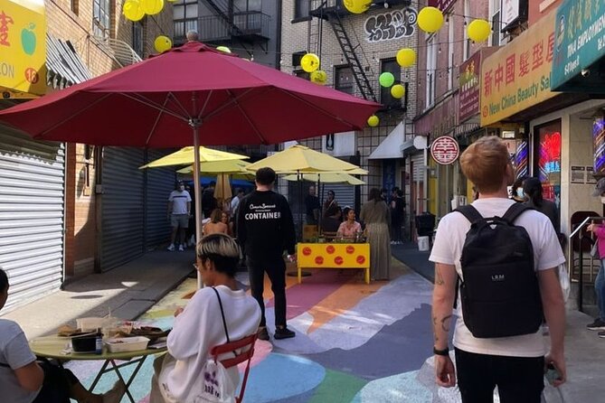 Text-Guided Walking Foodie Tour of New York City - Tour Overview