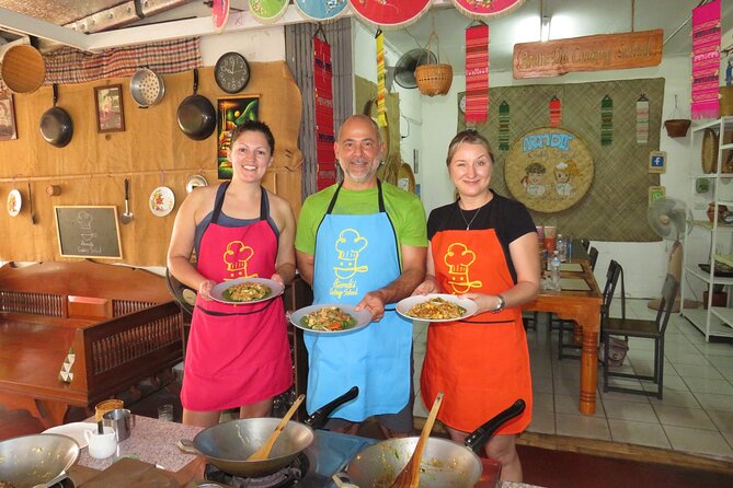 Thai Cookery School Half Day in Chiang Mai - Pickup Information