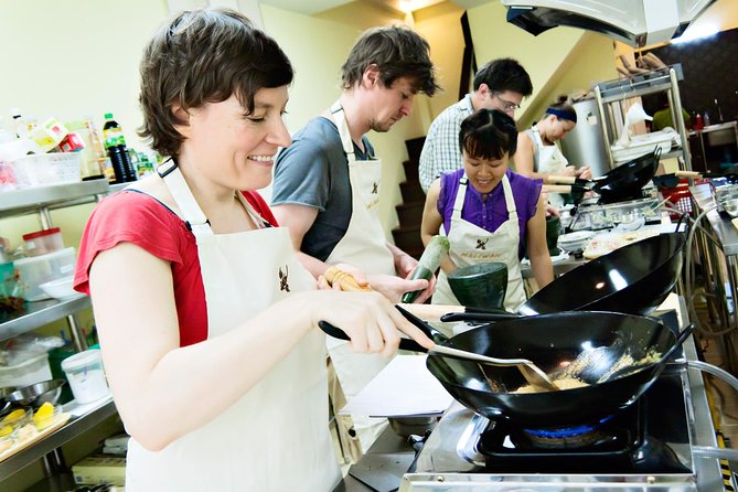 Thai Cooking Class With Market Visit by Maliwan - Booking and Logistics